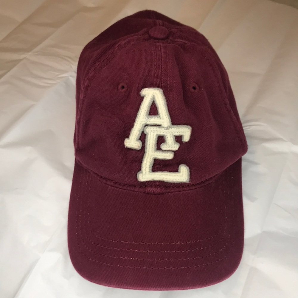 American Eagle Maroon S/M fitted hat. AE in front.